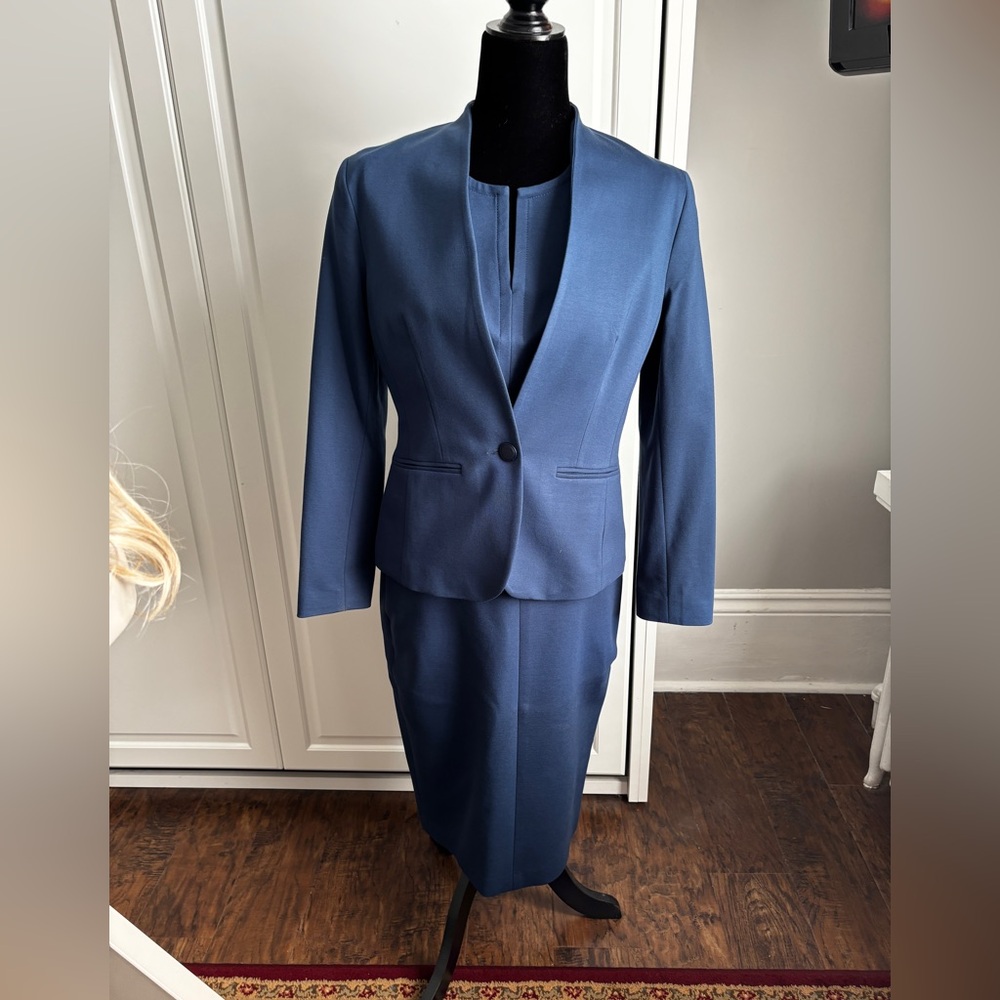 Sophisticated Women's Blue Suit
